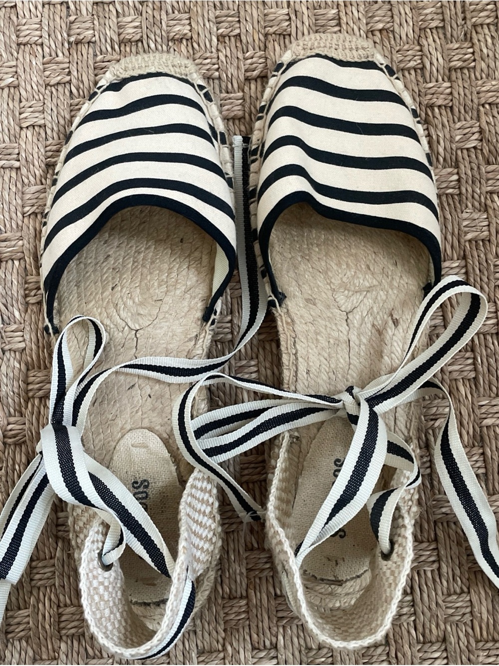 SOLUDOS Striped Ankle Tie Espadrille Sandal in Black/Cream SZ 10 Womens